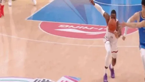 卡拉菲奥里制胜一击，阿森纳1-0力克狼队